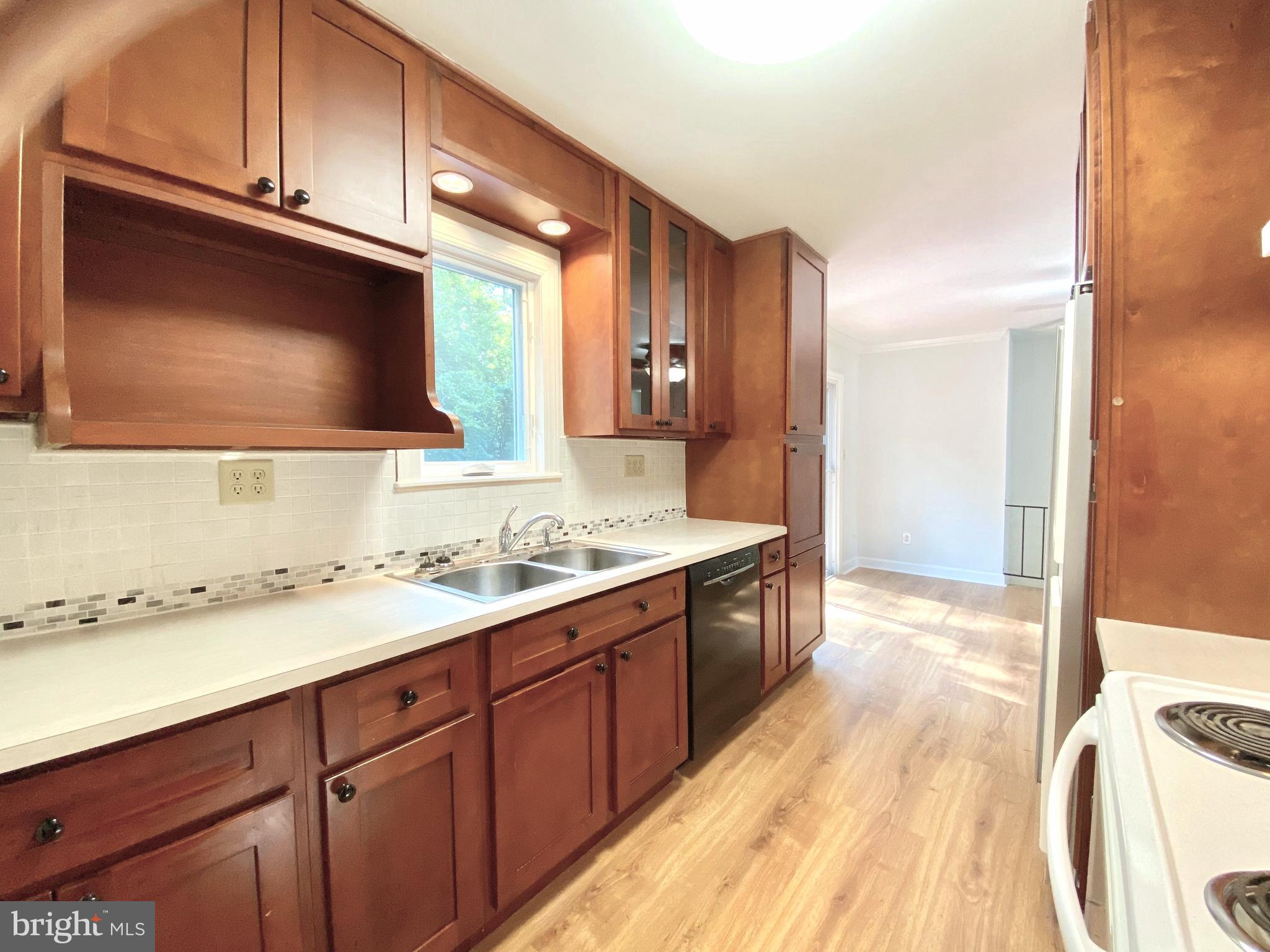 LANDHAVEN - Residential Lease