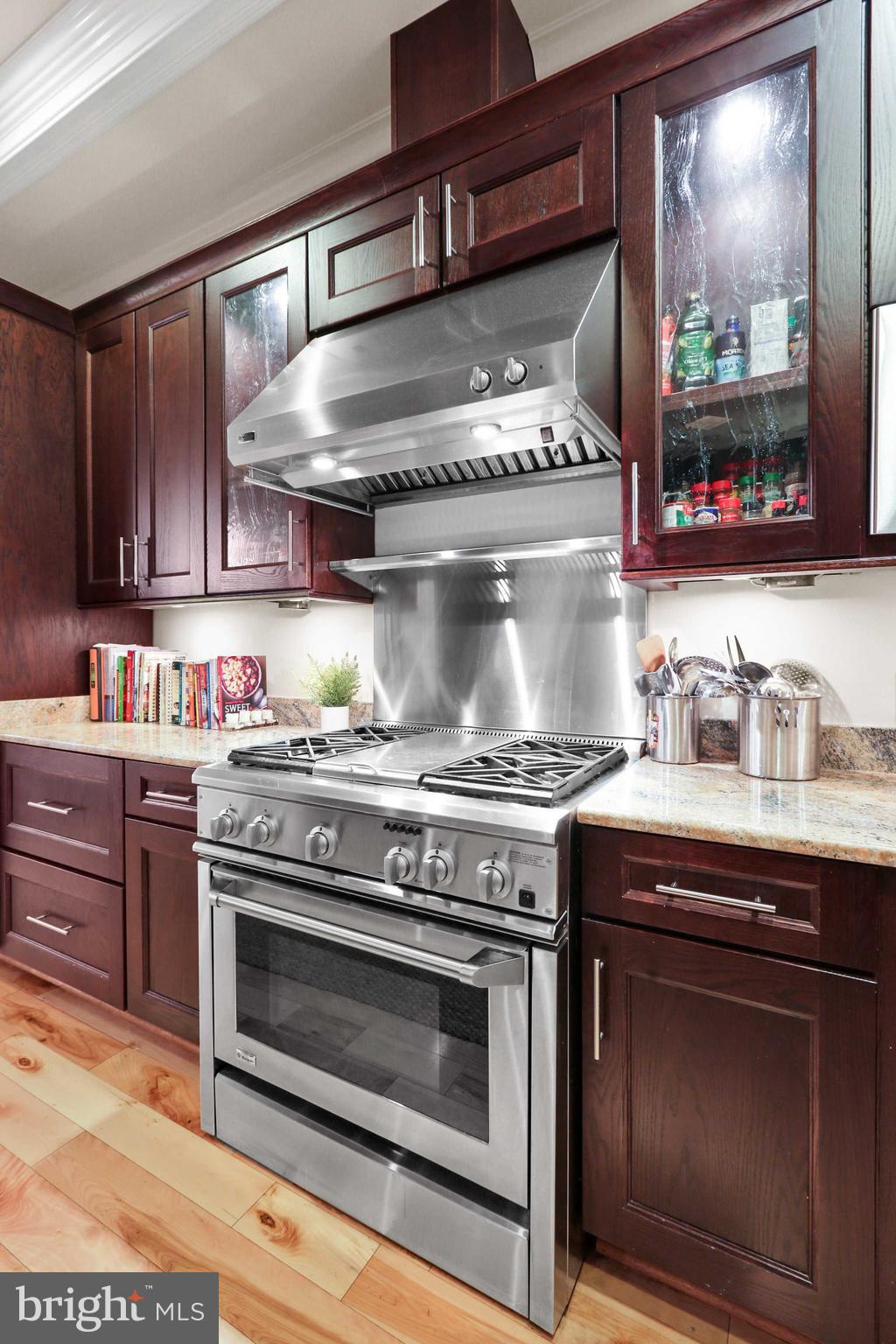 CANTON - Residential