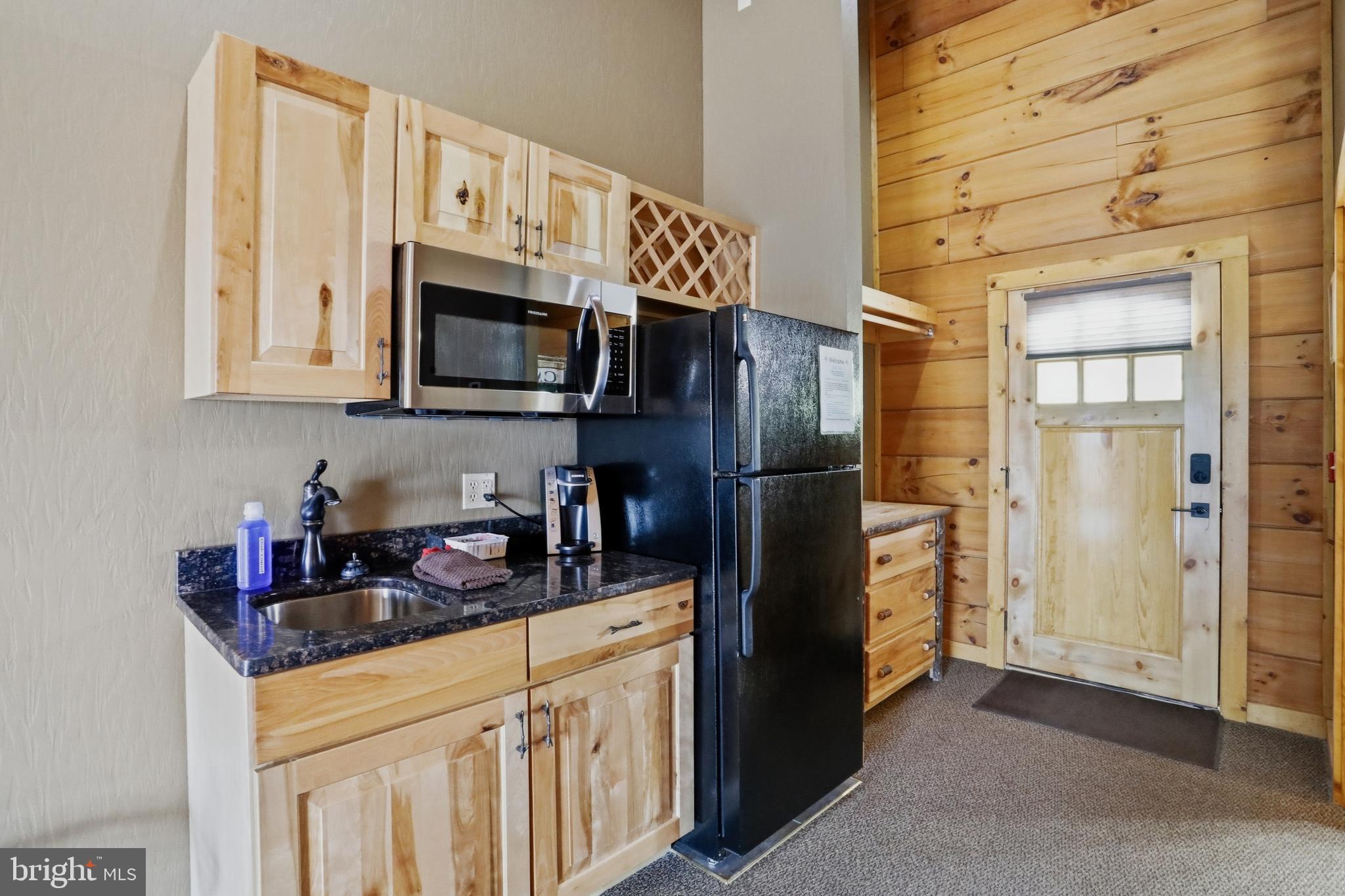 221 CABIN LODGE ROAD