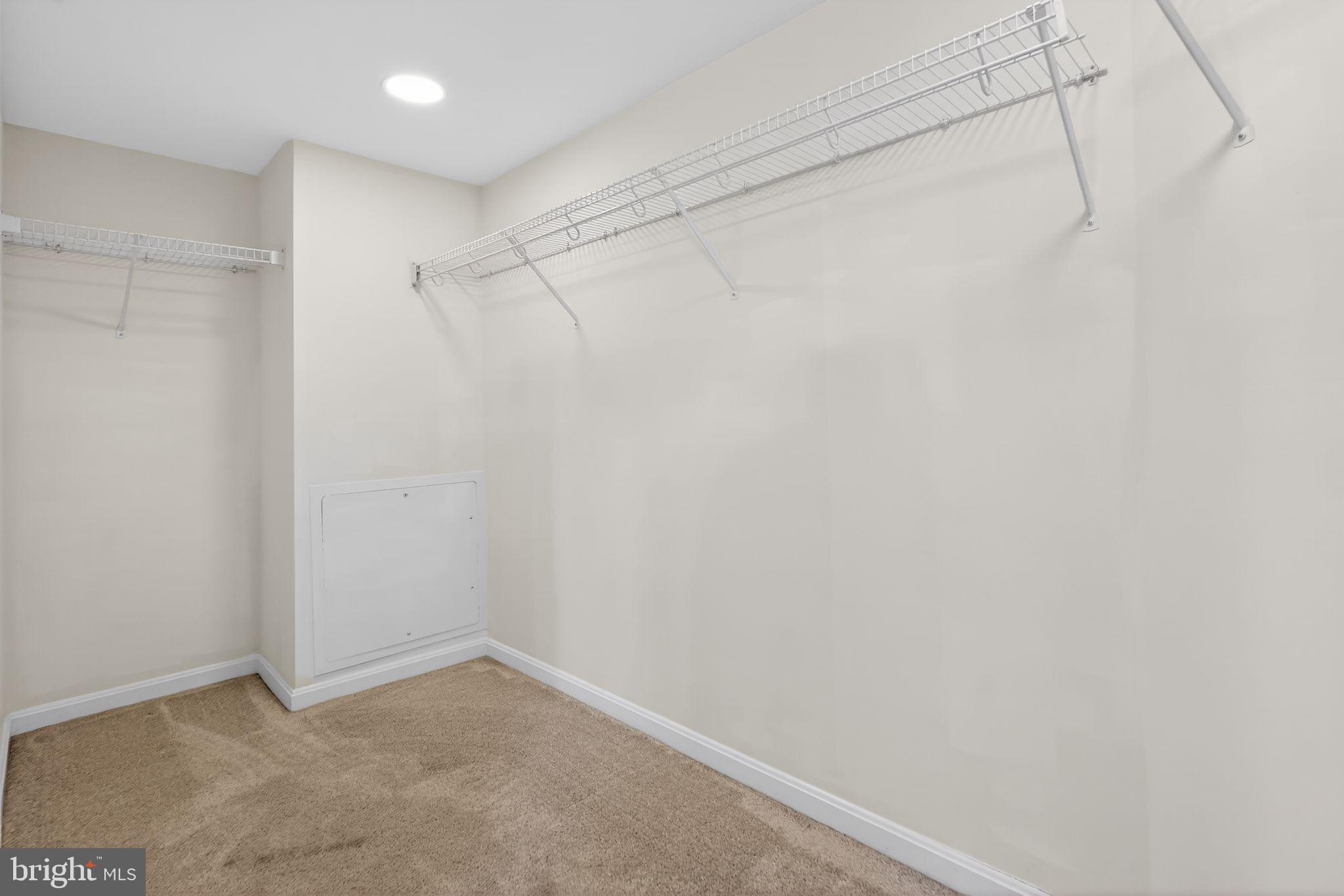 HORIZON ON THE BAY CONDO - Residential