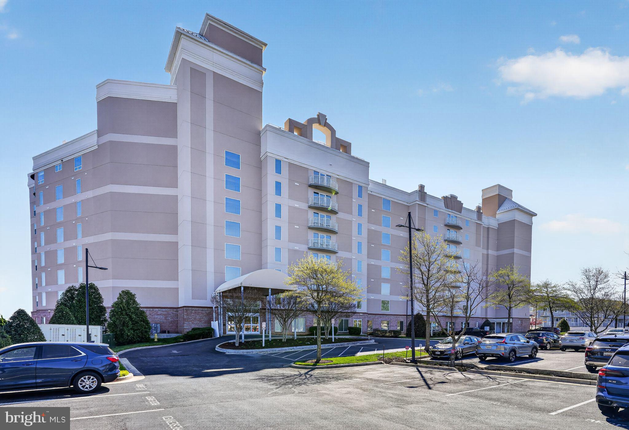 HORIZON ON THE BAY CONDO - Residential