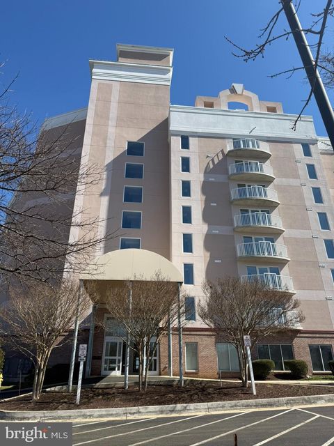 Condo For Sale - 8501 Bayside Road #702<br/> Calvert County, CHESAPEAKE BEACH, MD 20732