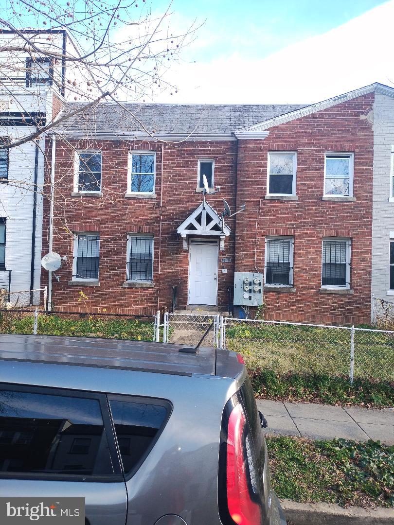 1409 STAPLES STREET NE