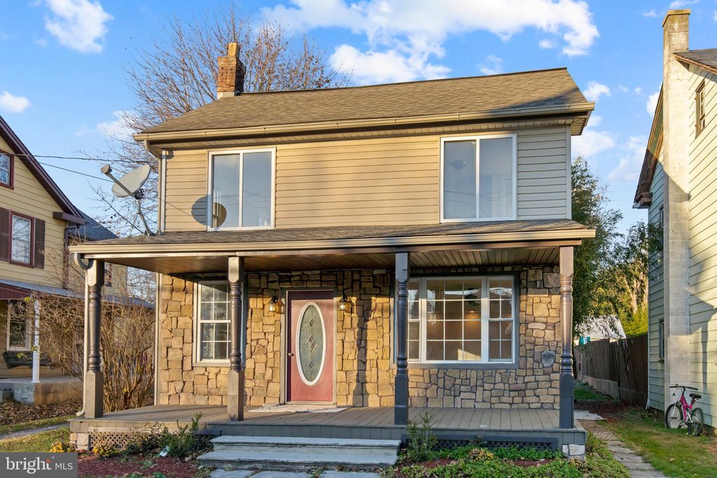 Photo of 3601 MARIETTA AVE, LANCASTER, PA 17601 (MLS # PALA2028384)