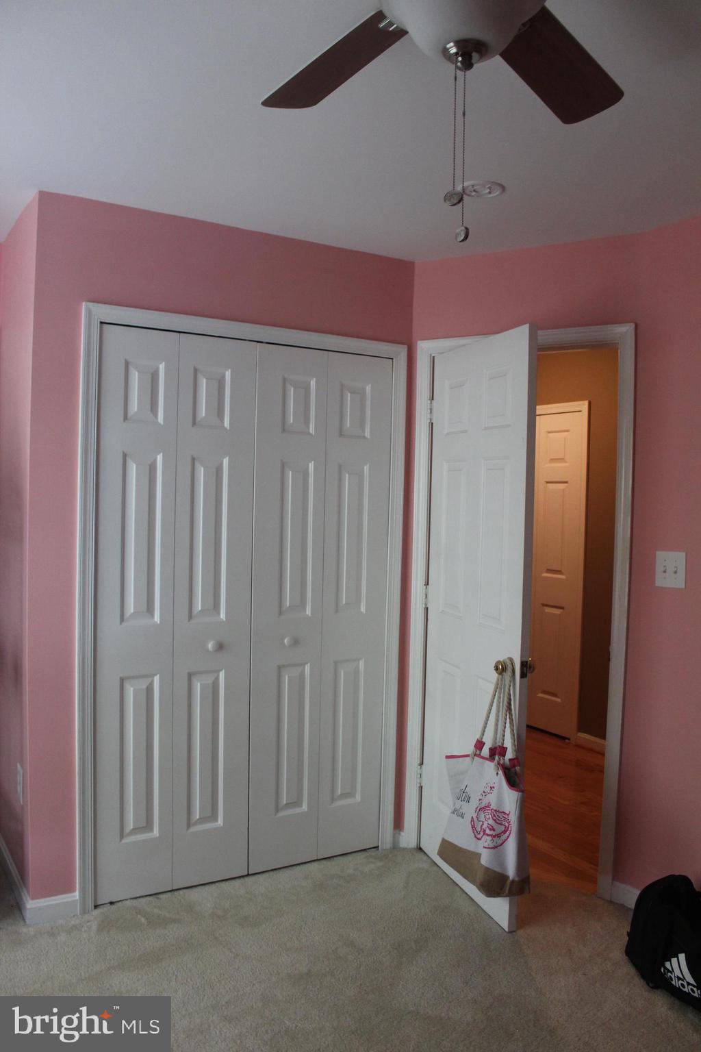 LAKE WILDERNESS - Residential