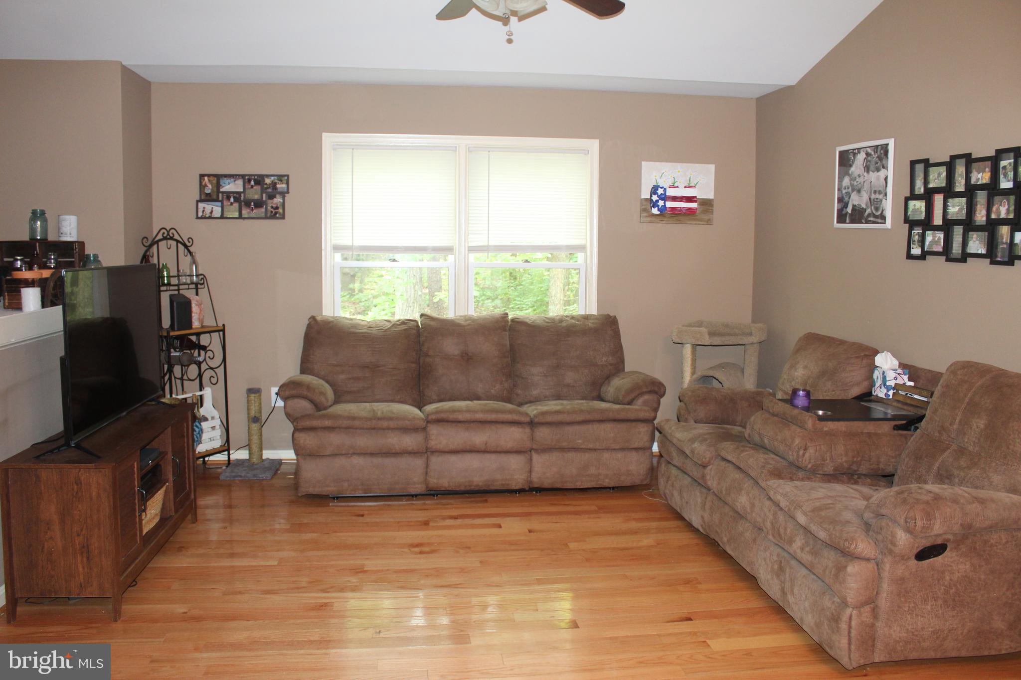 LAKE WILDERNESS - Residential