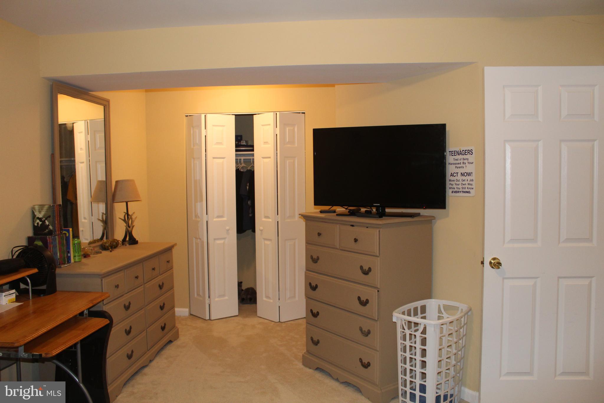 LAKE WILDERNESS - Residential