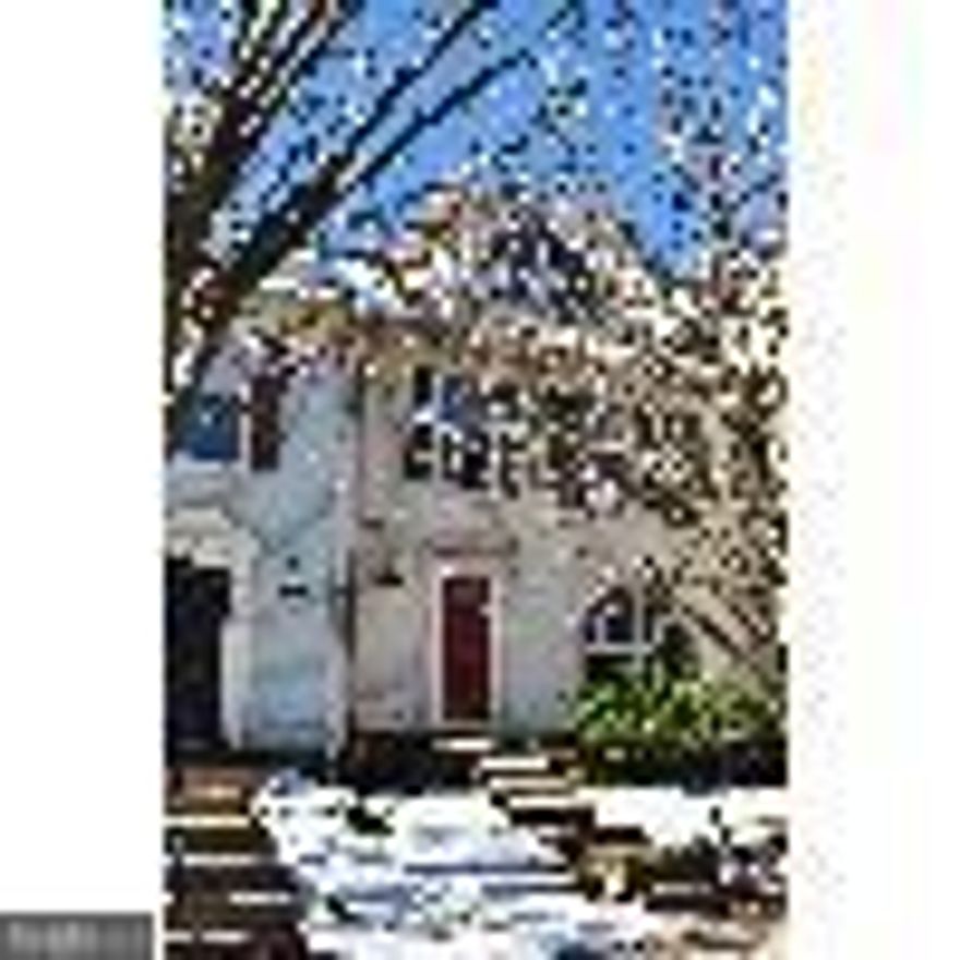 Beautiful Town home. Maple hardwood floors. Stainless Steel kitchen appliances, granite counter tops & back splash tiles. Glass slider to huge deck backing to Soldiers Delight parkland. Completely finished basement with fireplace and walk out entrance. Large master bedroom with loft and 2nd fireplace! Master bathroom has huge soaking tub, double vanity. A true renter's oasis!Driving Directions