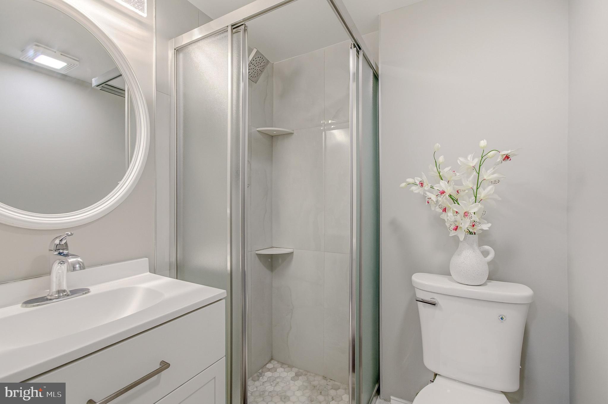 FOXCROFT COLONY CONDOS - Residential