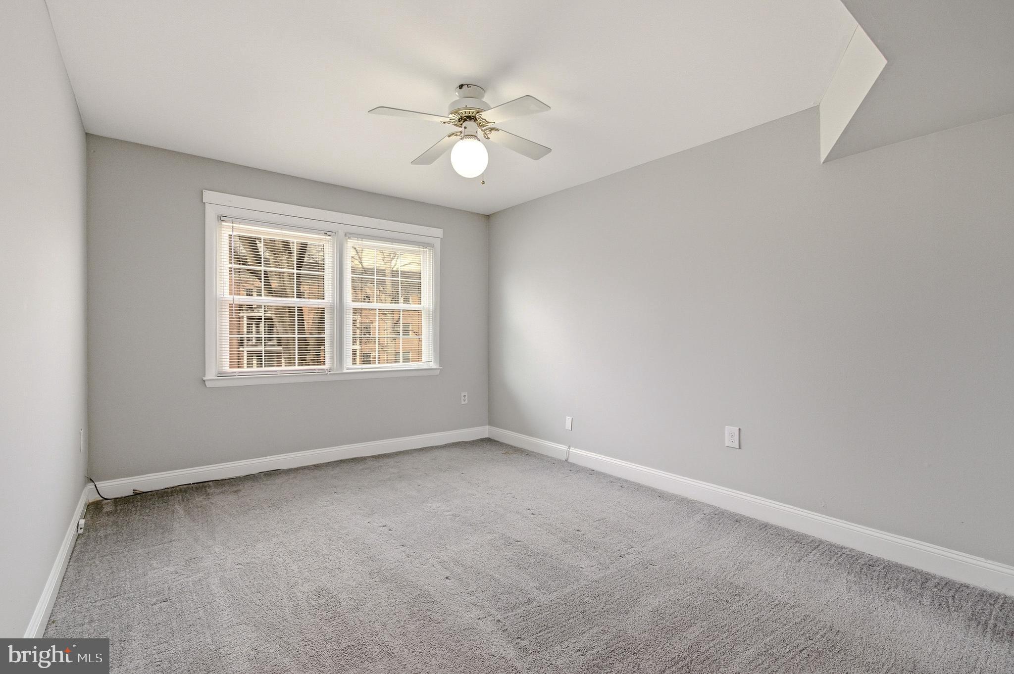 FOXCROFT COLONY CONDOS - Residential