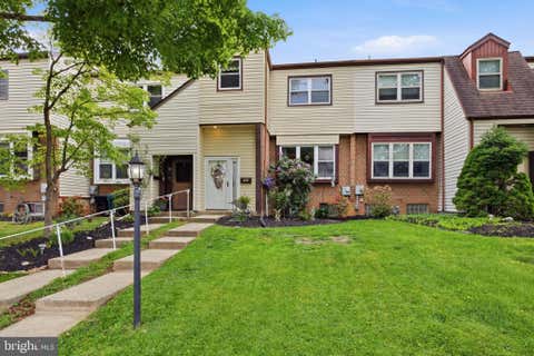 Townhouse For Sale - 282 Birch Drive<br/> Montgomery County, LAFAYETTE HILL, PA 19444