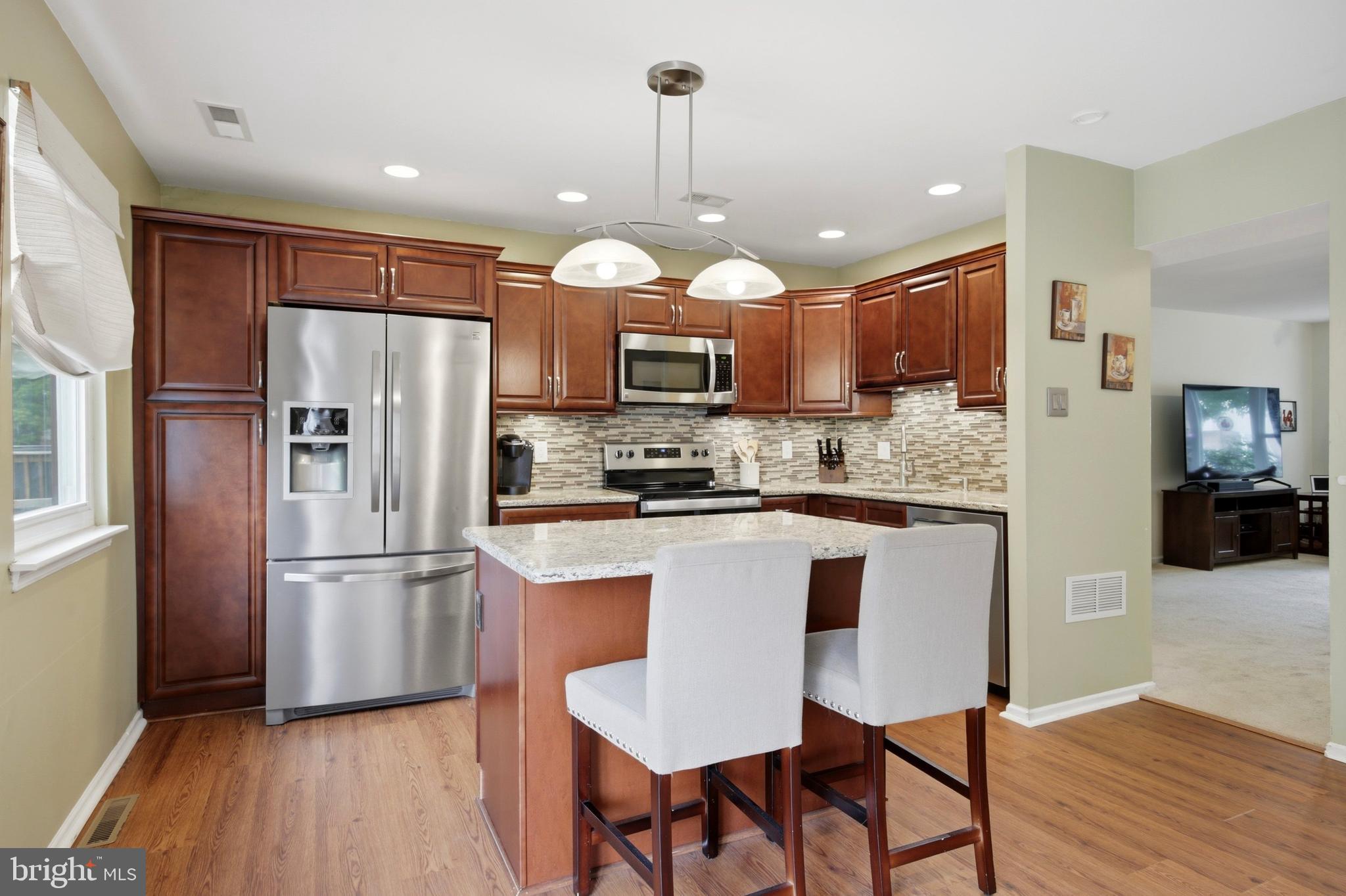 LAFAYETTE HILL - Residential