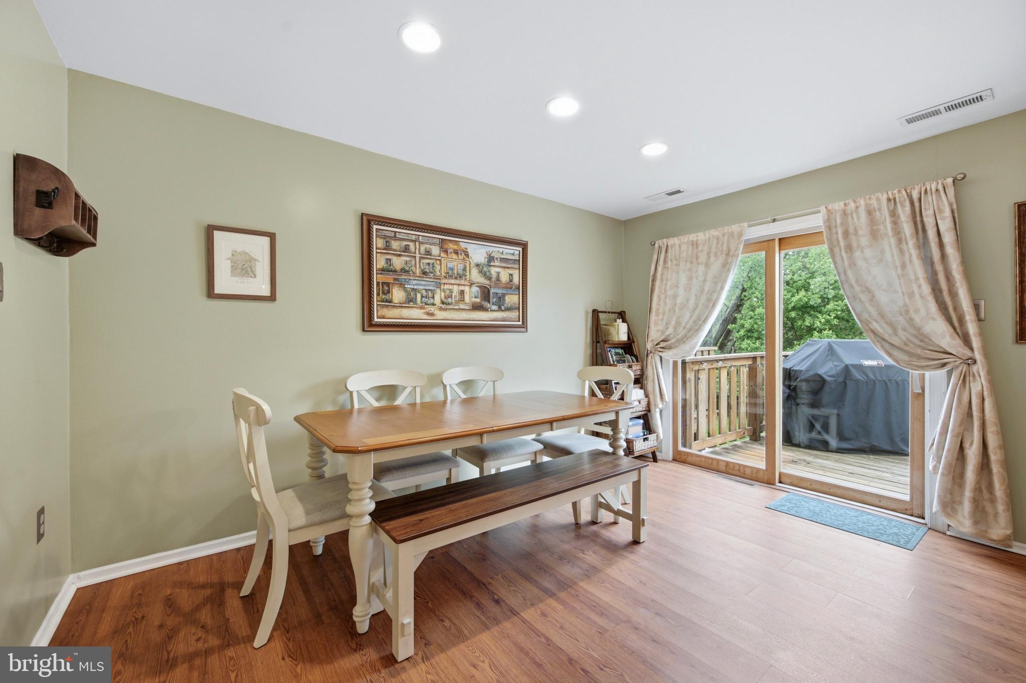 LAFAYETTE HILL - Residential