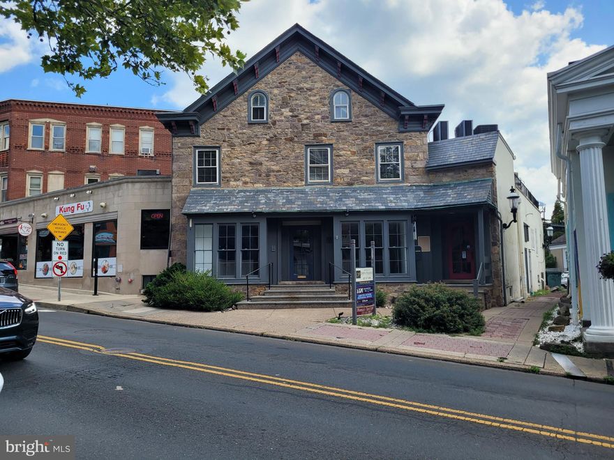 Great location. Great opportunity. Users and/or investors. 3 story commercial building with retail on the 1st floor and 2-5 offices on the 2nd & 3rd floors. new owner. 2nd floor has 3 offices and large common area with a full bath. The 3rd floor has 2 offices and a large common area and 1/2 bath, currently vacant.