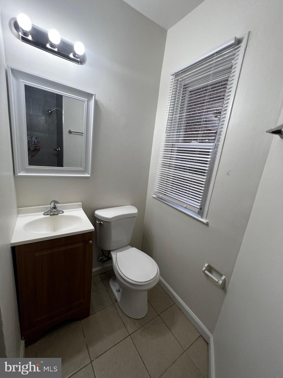 CURTIS BAY - Residential Lease