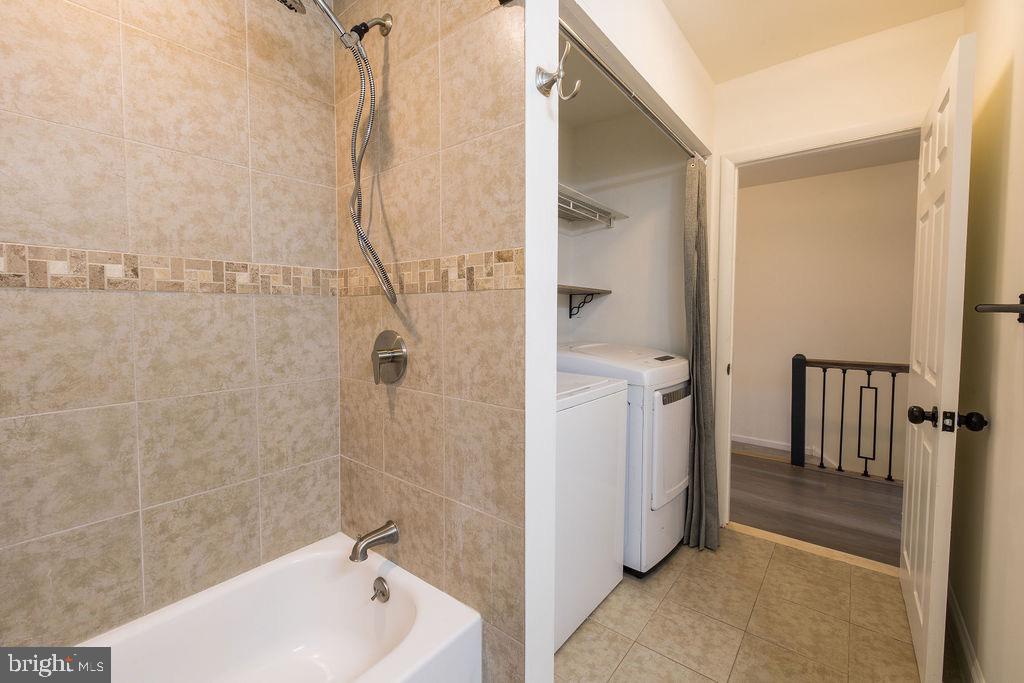 FORDS EDGE - Residential