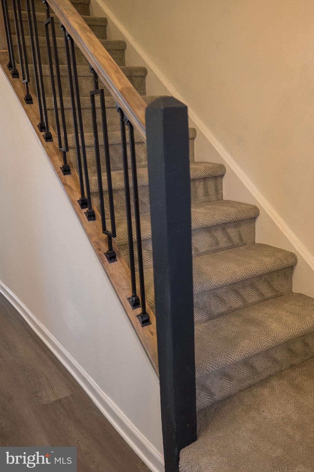 FORDS EDGE - Residential