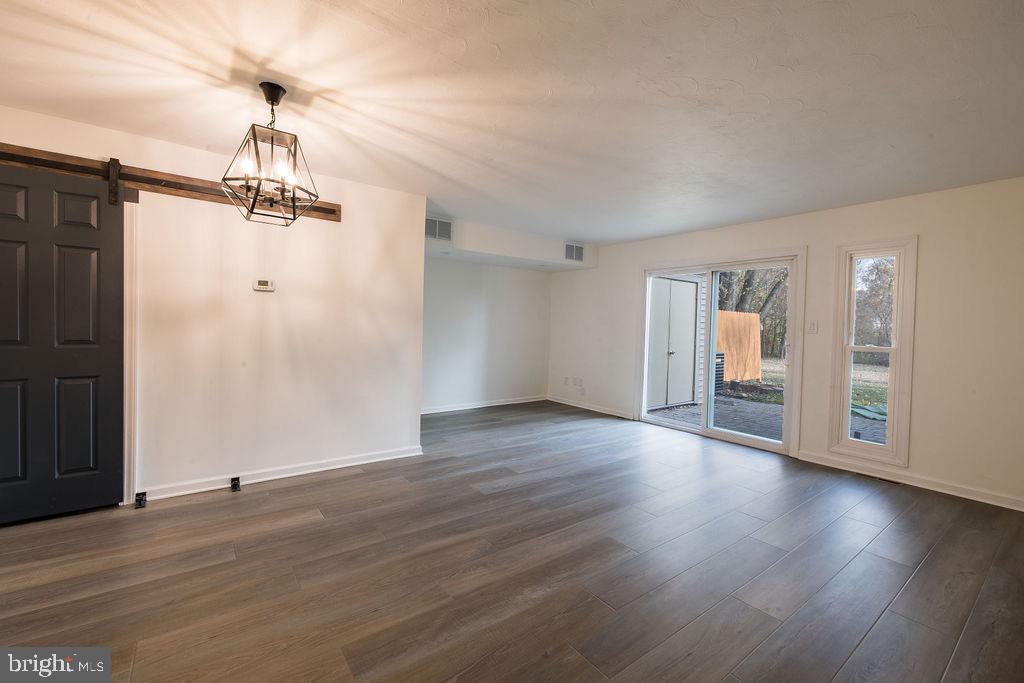 FORDS EDGE - Residential