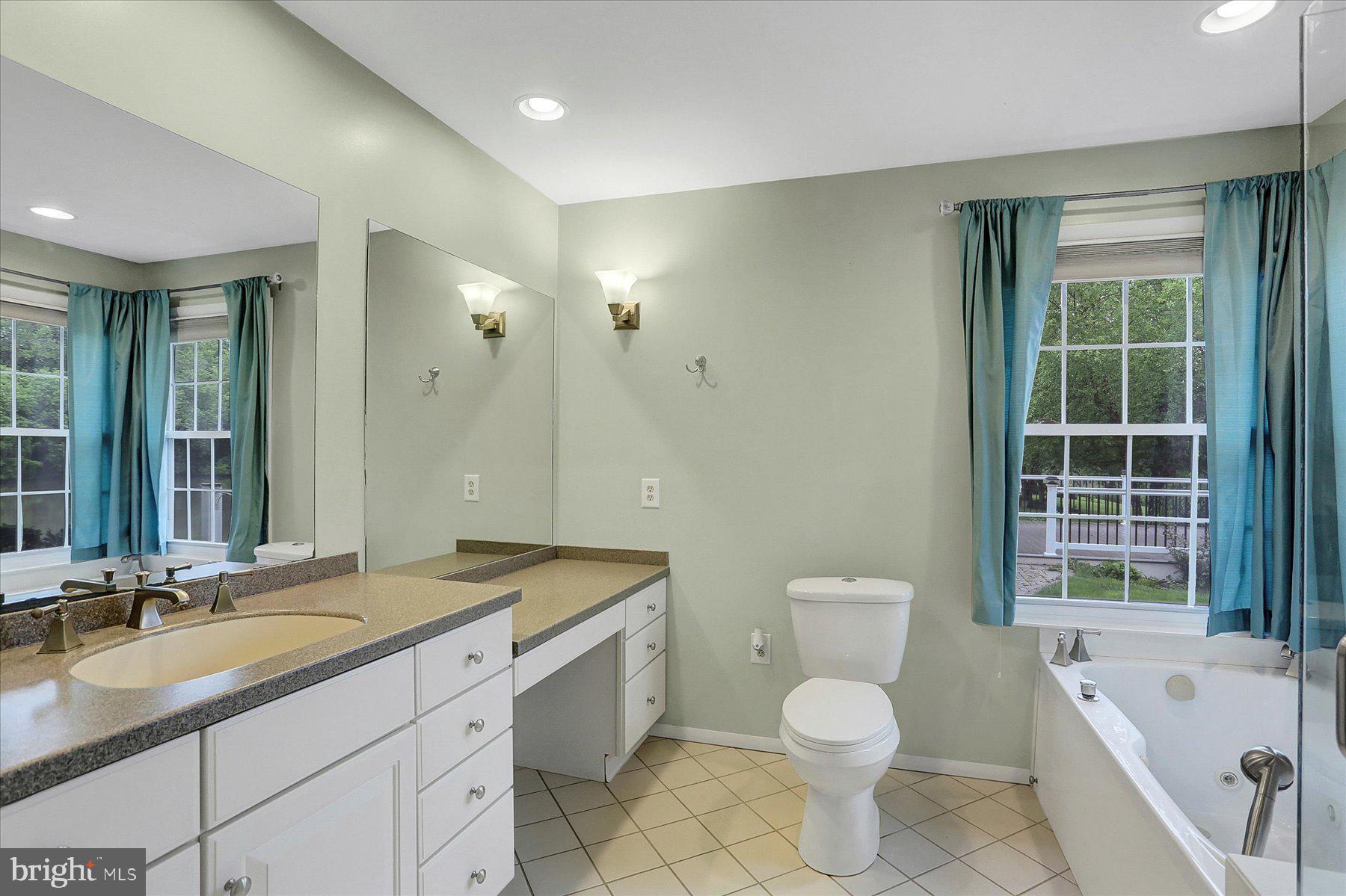 PINEBROOK - Residential