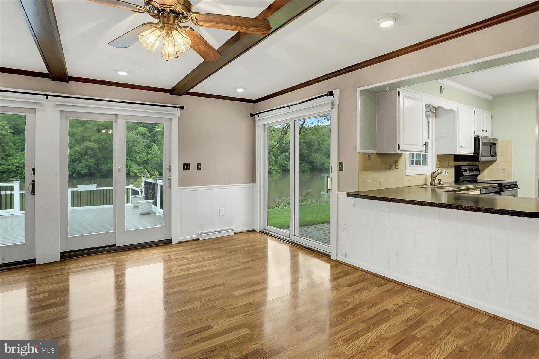 PINEBROOK - Residential