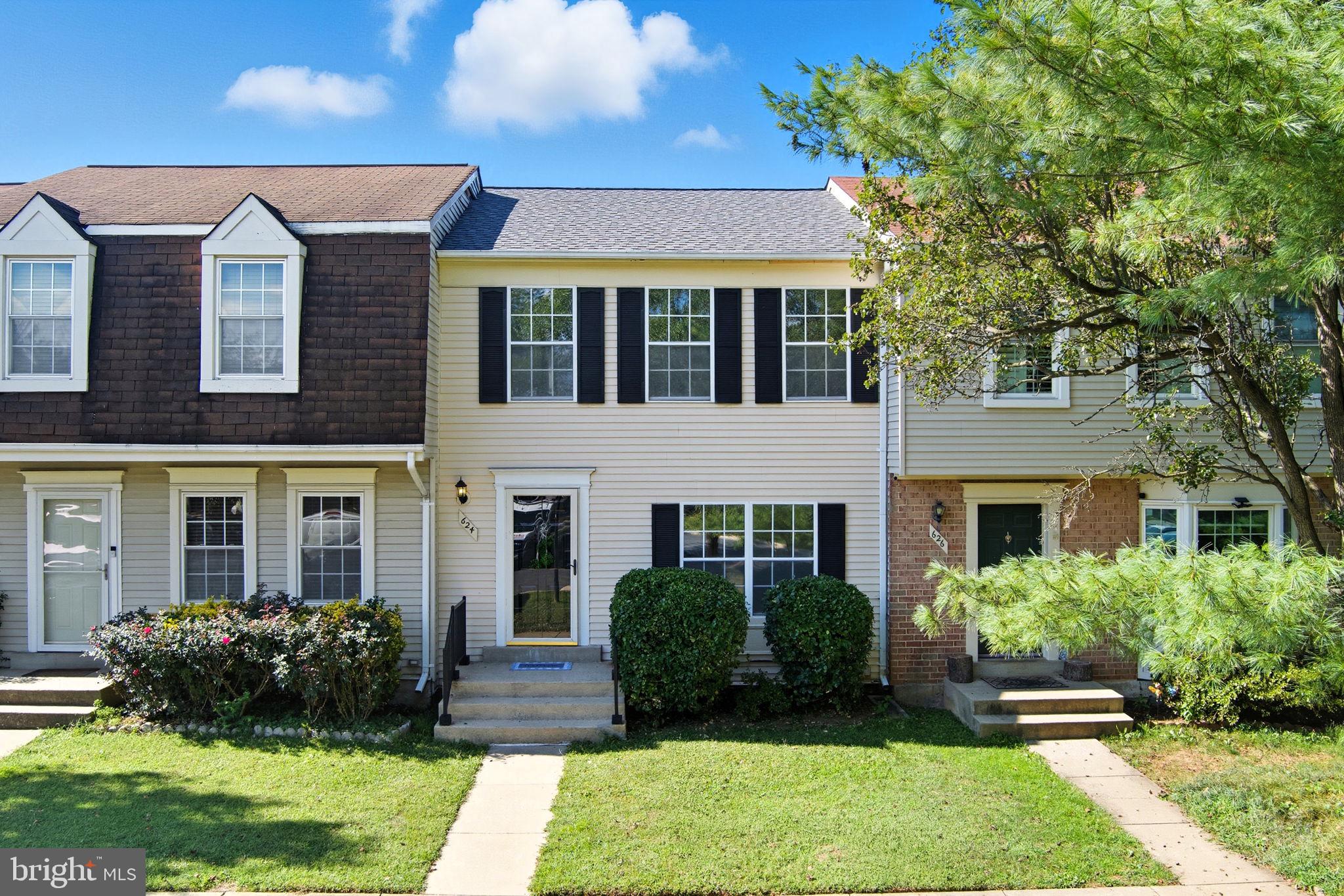 624 WHISPERING WIND COURT