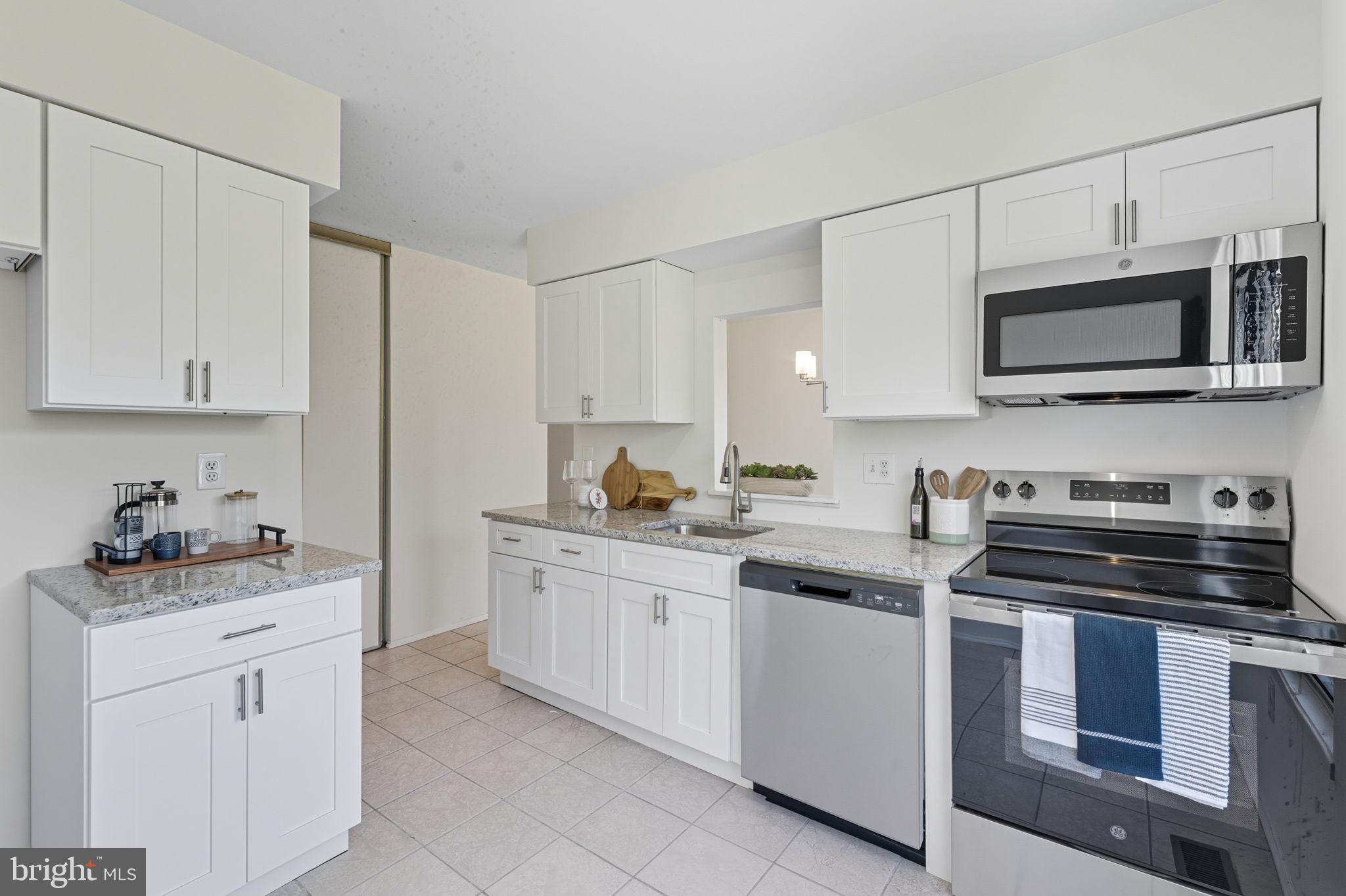 AUDUBON SQUARE - Residential