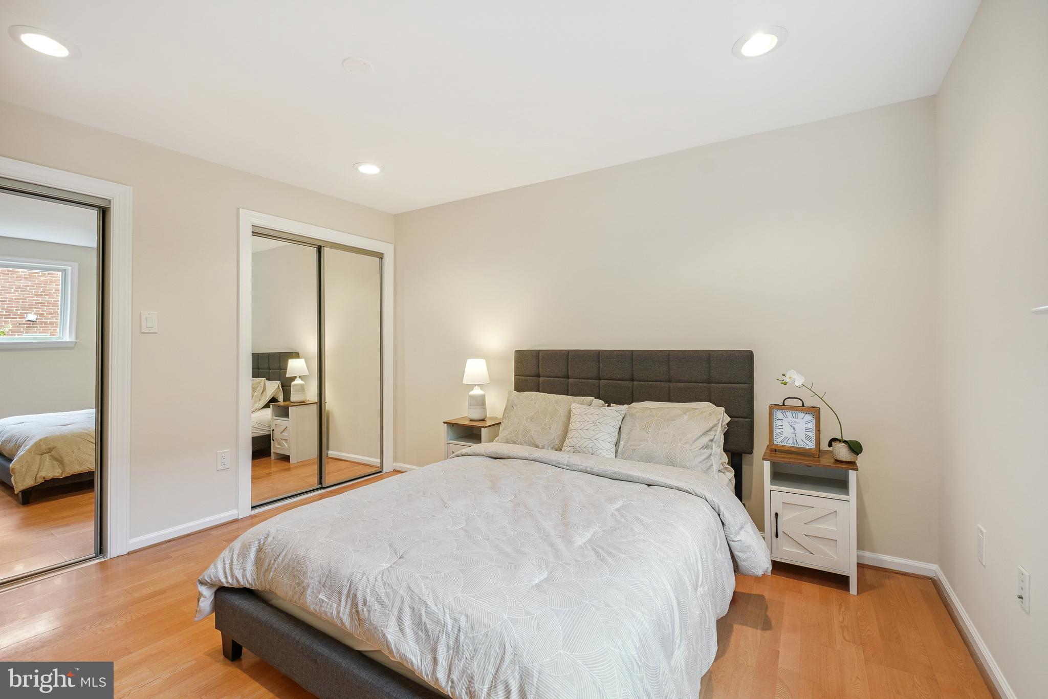 TAKOMA PARK - Residential