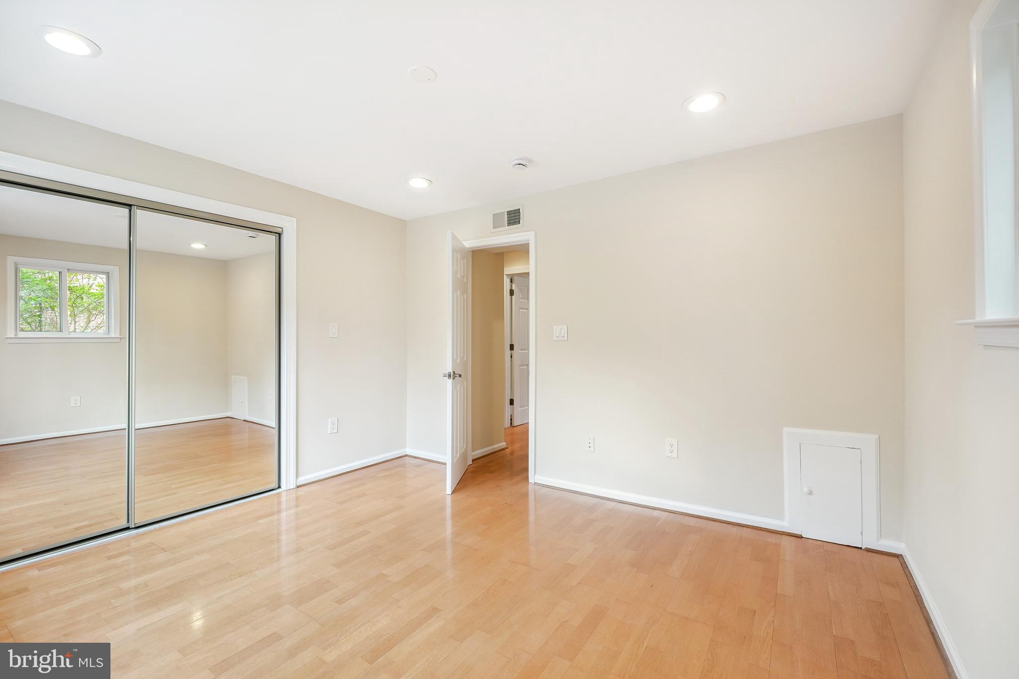 TAKOMA PARK - Residential