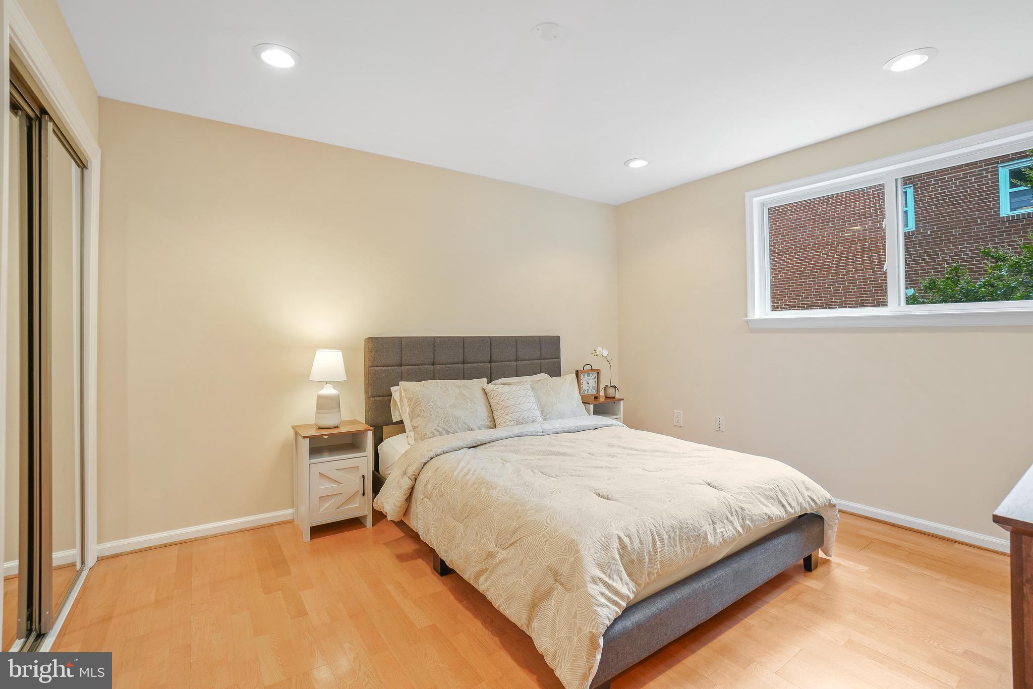 TAKOMA PARK - Residential