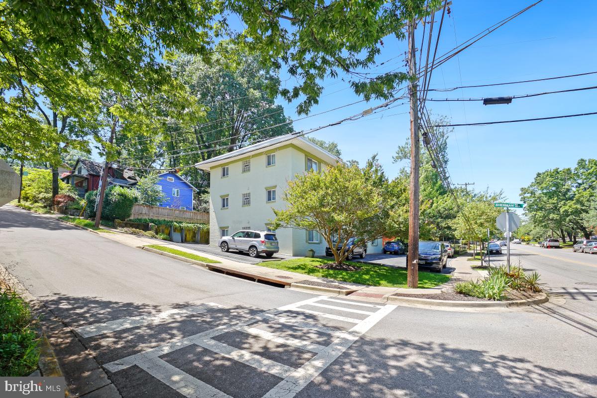 TAKOMA PARK - Residential