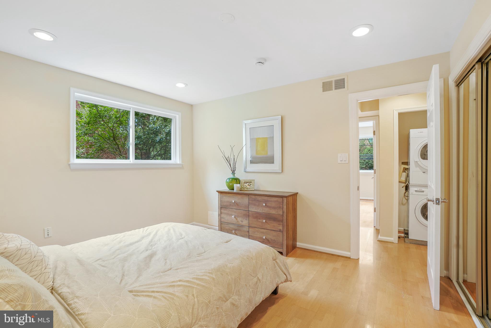 TAKOMA PARK - Residential