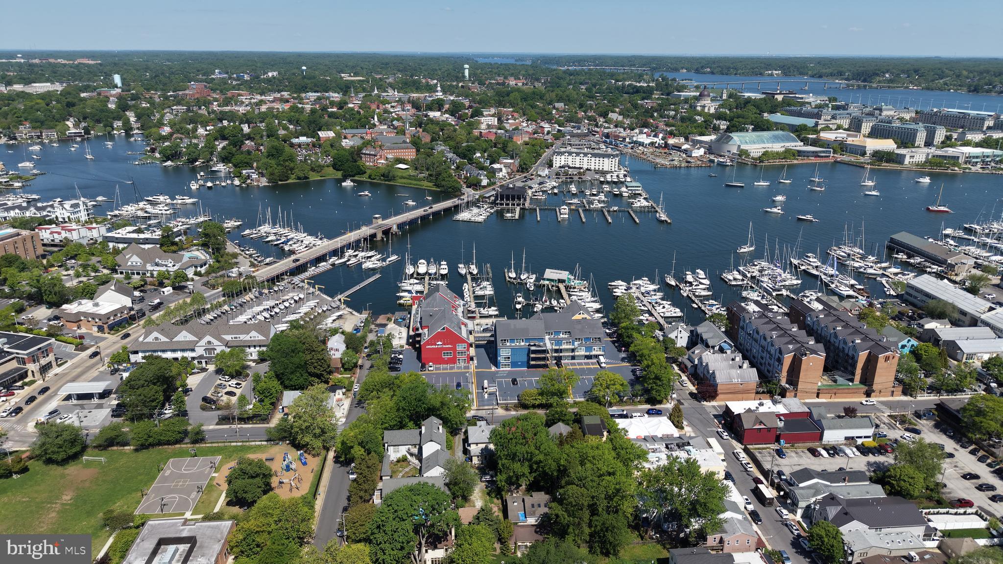 EASTPORT - Residential