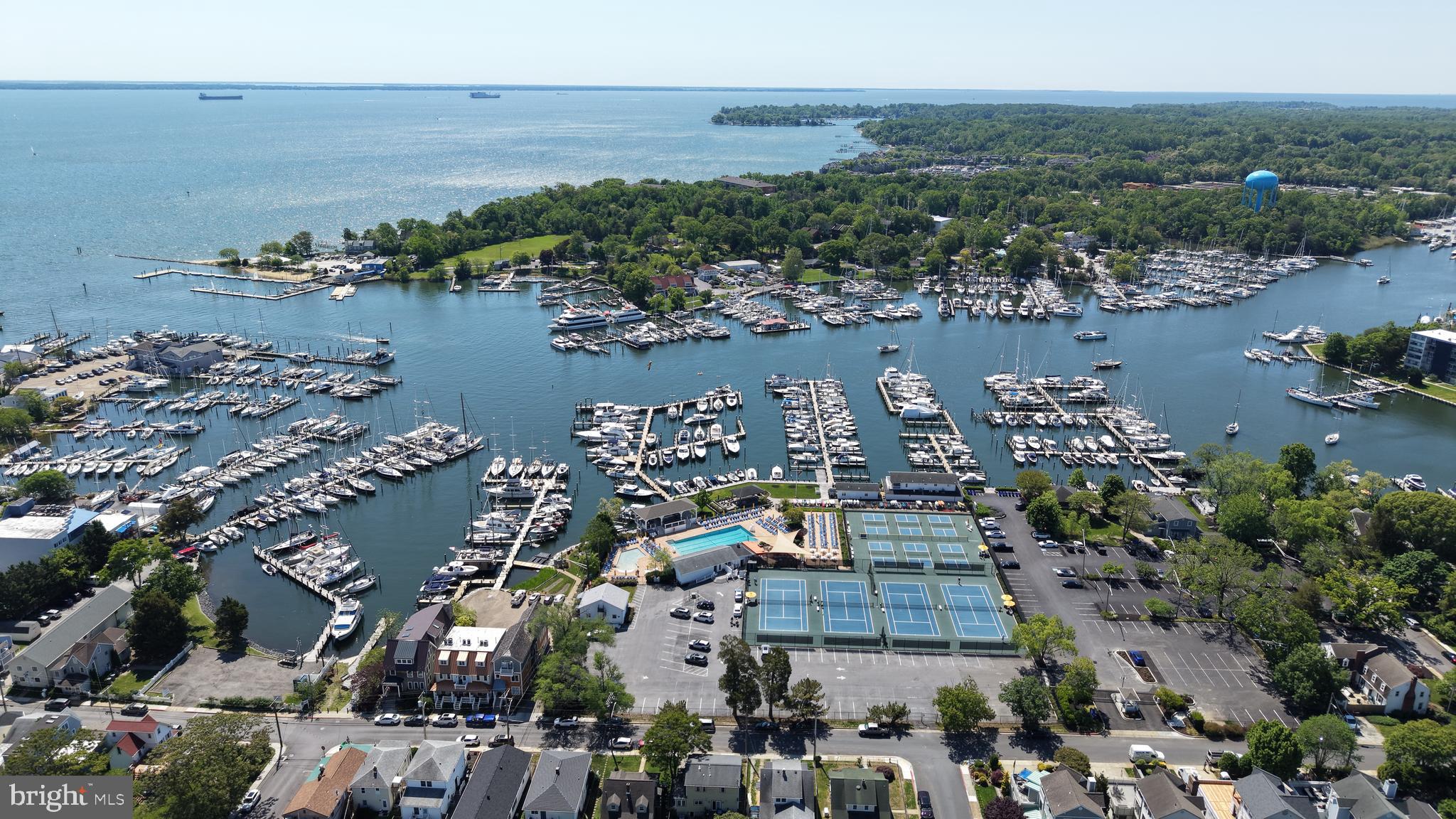 EASTPORT - Residential