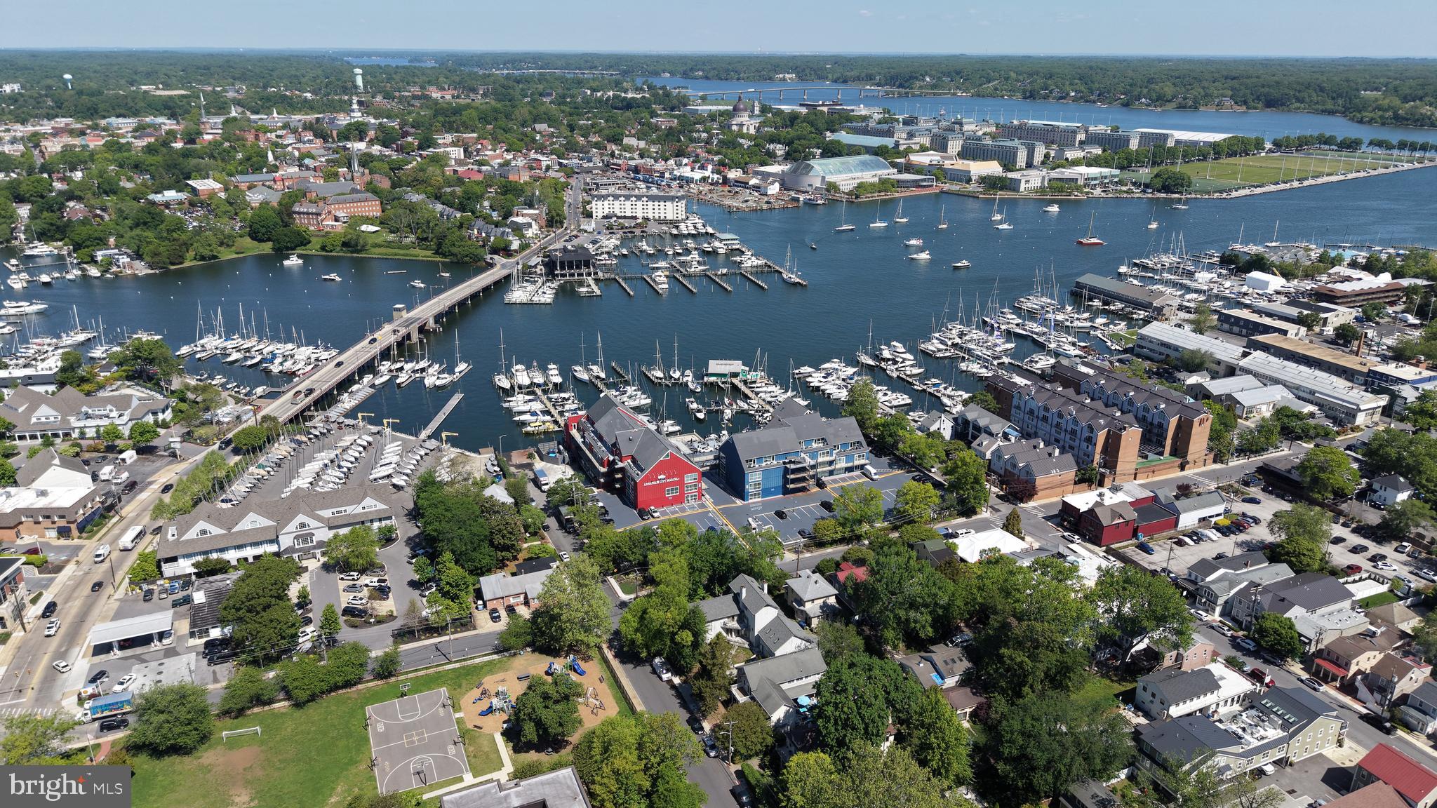 EASTPORT - Residential