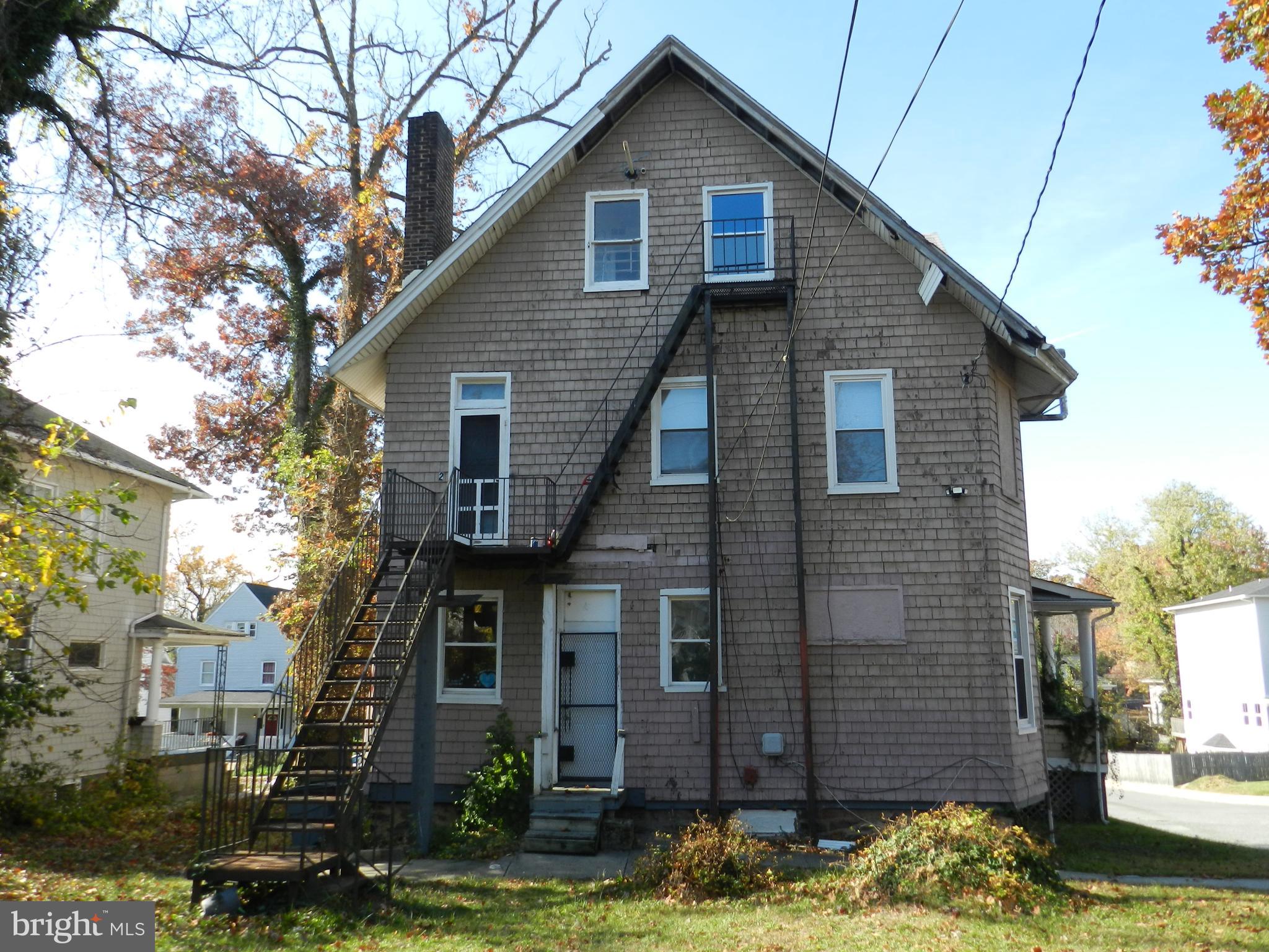 GARWYN OAKS - Residential Income