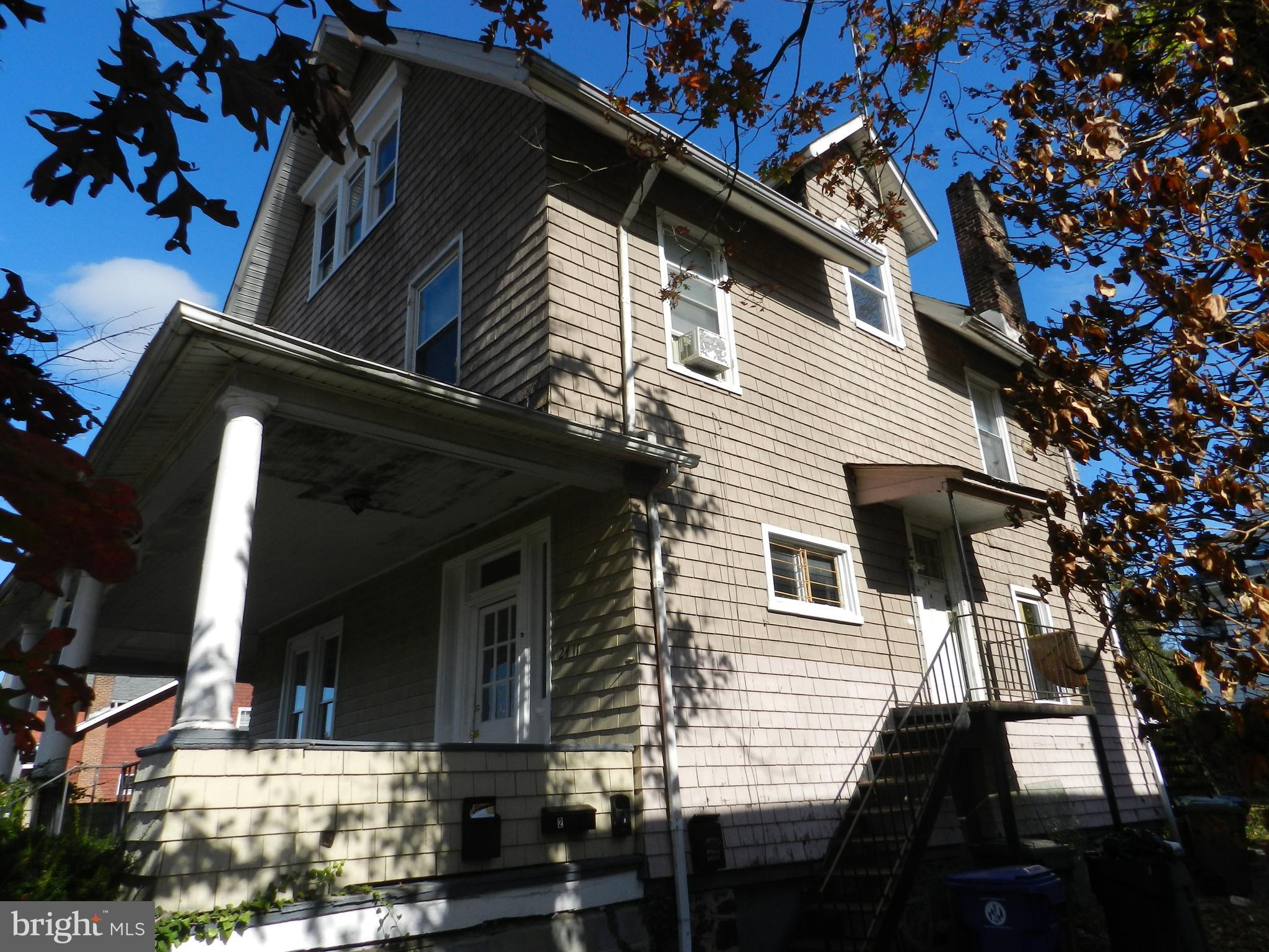 GARWYN OAKS - Residential Income