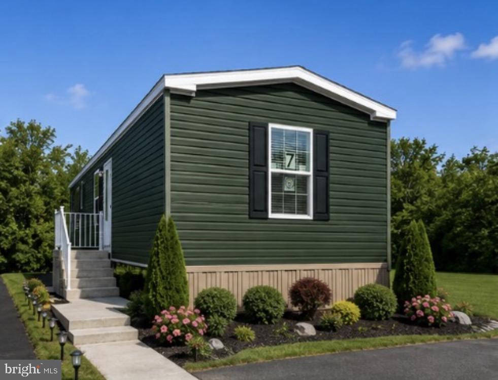 1446 GIBSON ROAD LT A-18