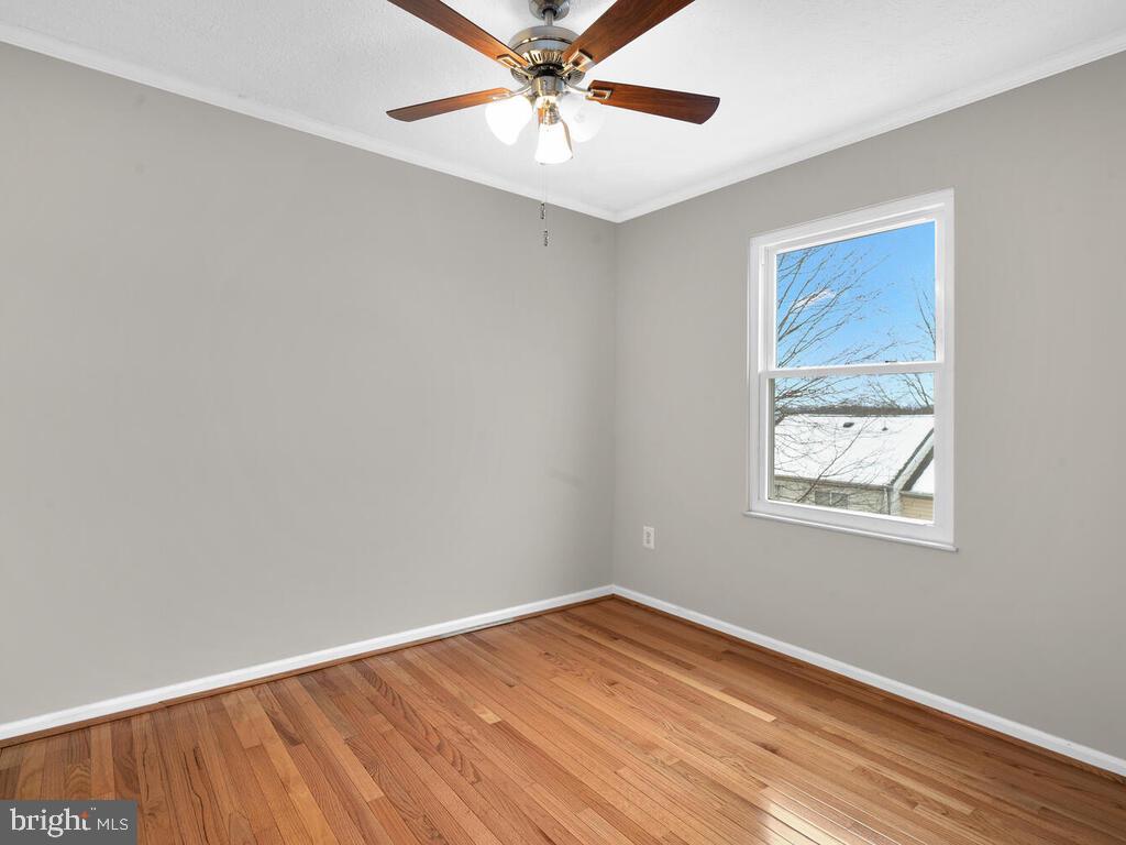 GUNNERS LAKE VILLAGE - Residential