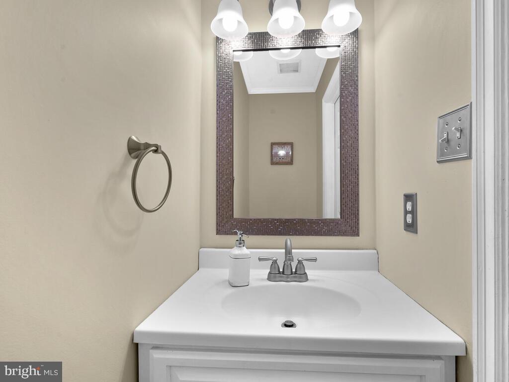 GUNNERS LAKE VILLAGE - Residential