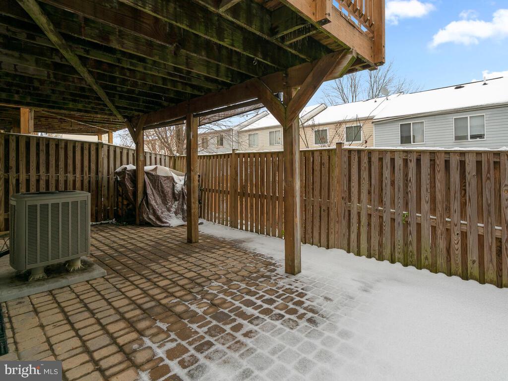 GUNNERS LAKE VILLAGE - Residential