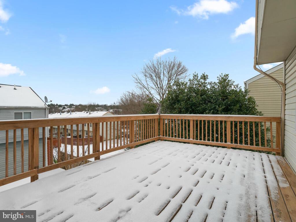 GUNNERS LAKE VILLAGE - Residential