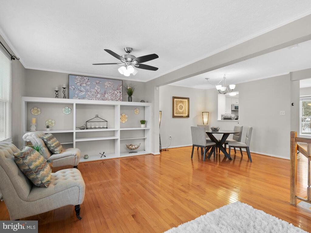 GUNNERS LAKE VILLAGE - Residential