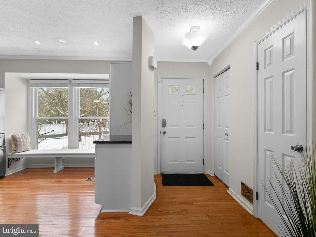 GUNNERS LAKE VILLAGE - Residential