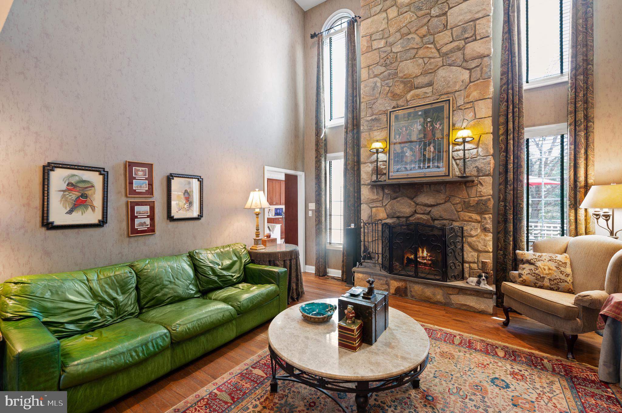 COUNTRYVIEW - Residential