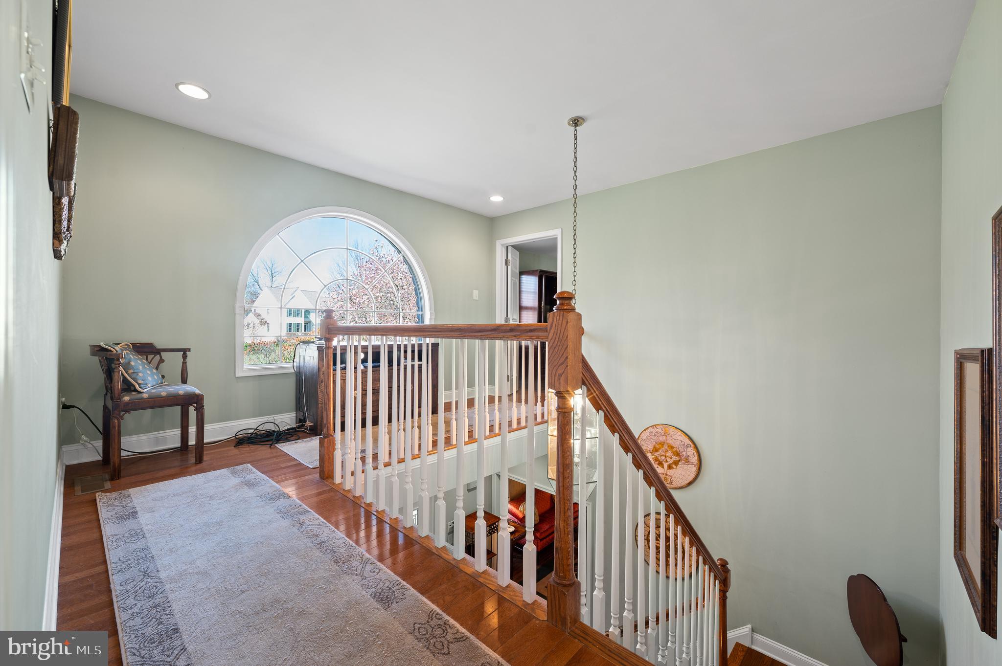 COUNTRYVIEW - Residential