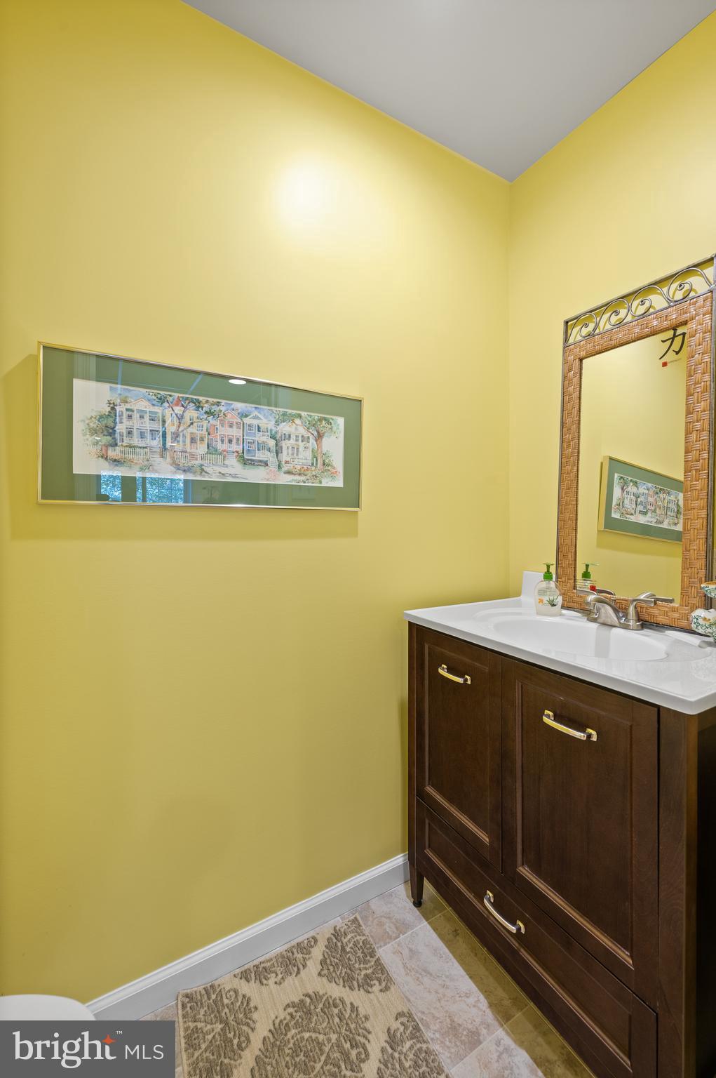 COUNTRYVIEW - Residential