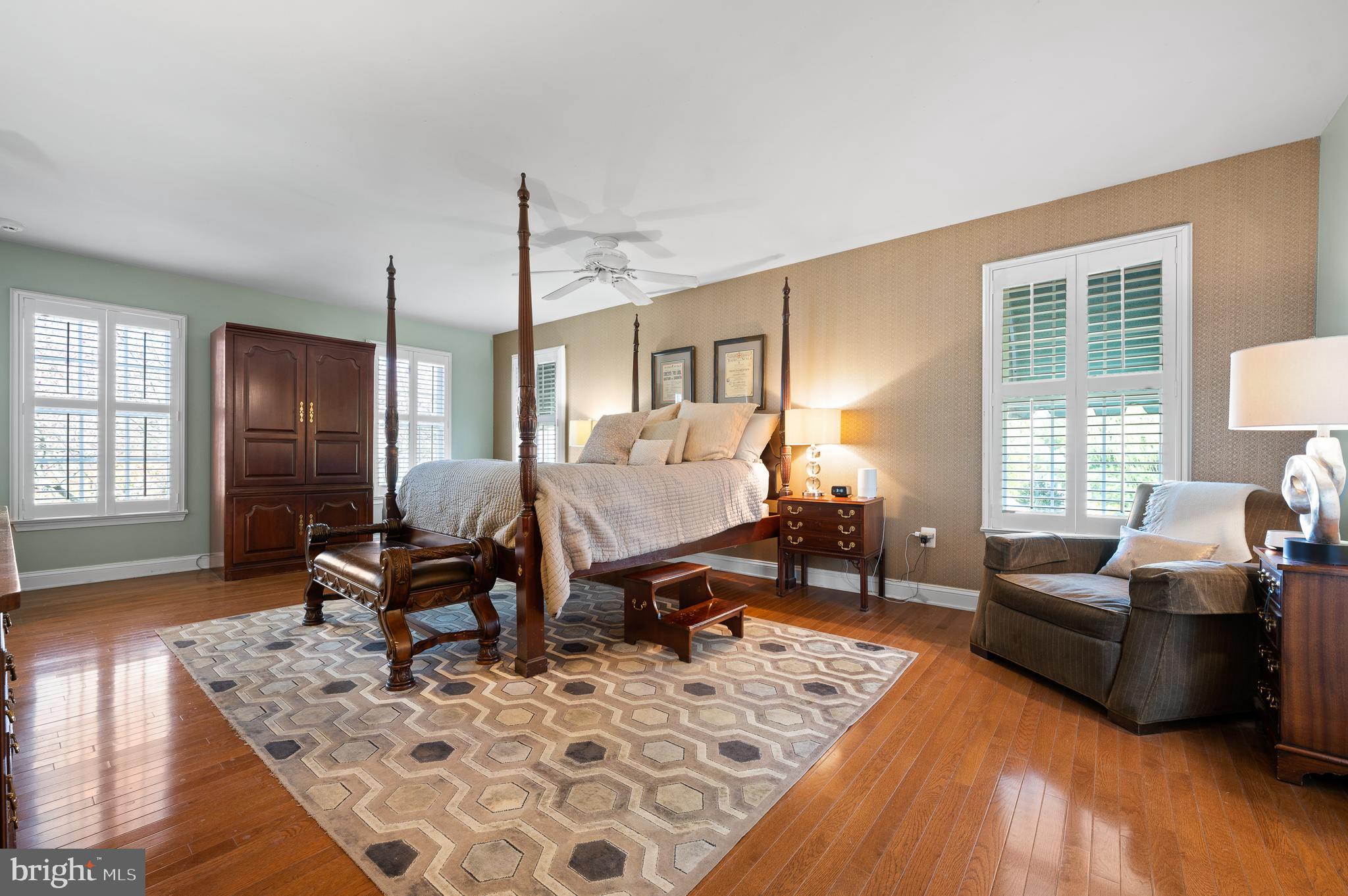 COUNTRYVIEW - Residential