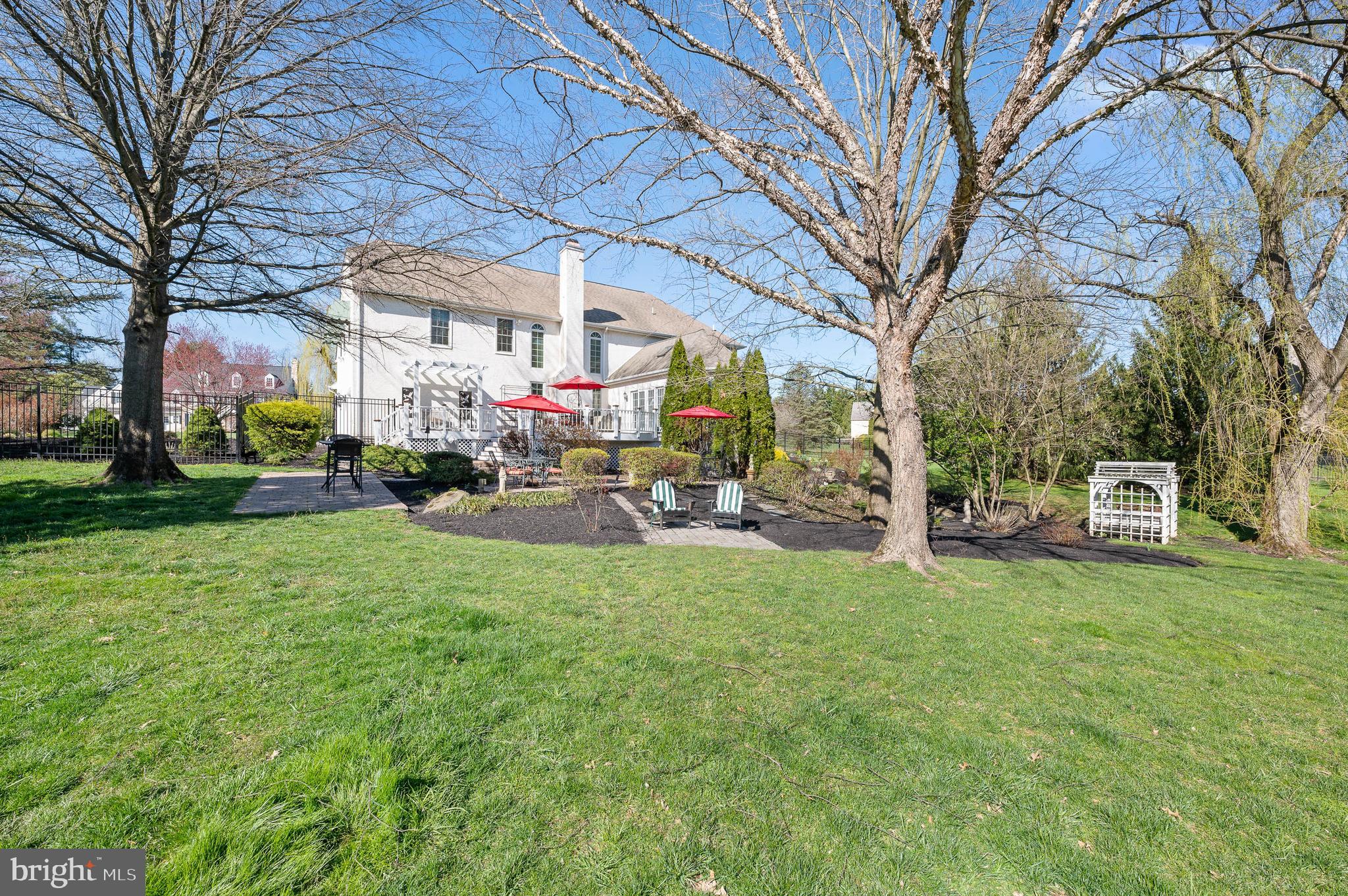 COUNTRYVIEW - Residential