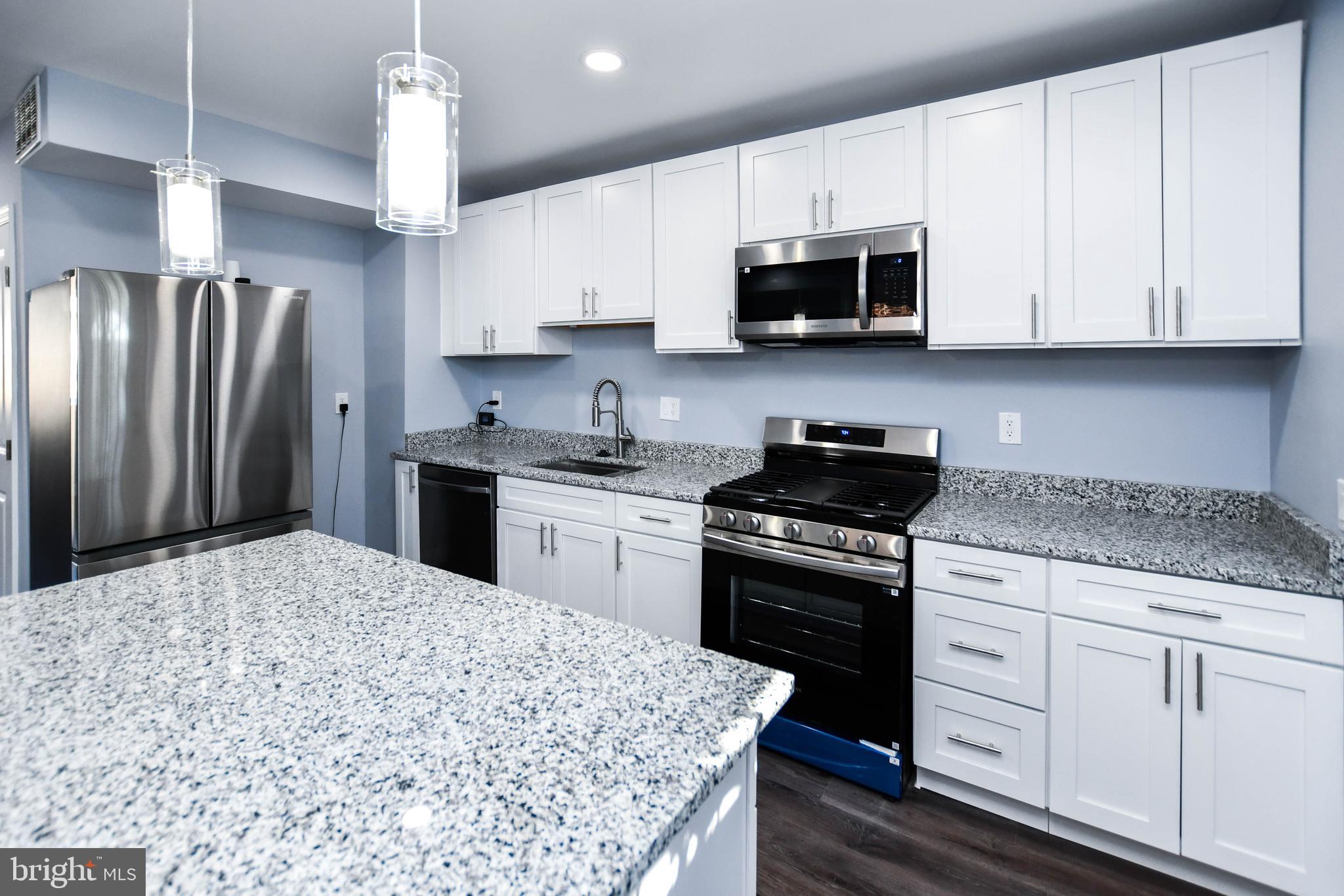 1508 FORT DAVIS STREET SE