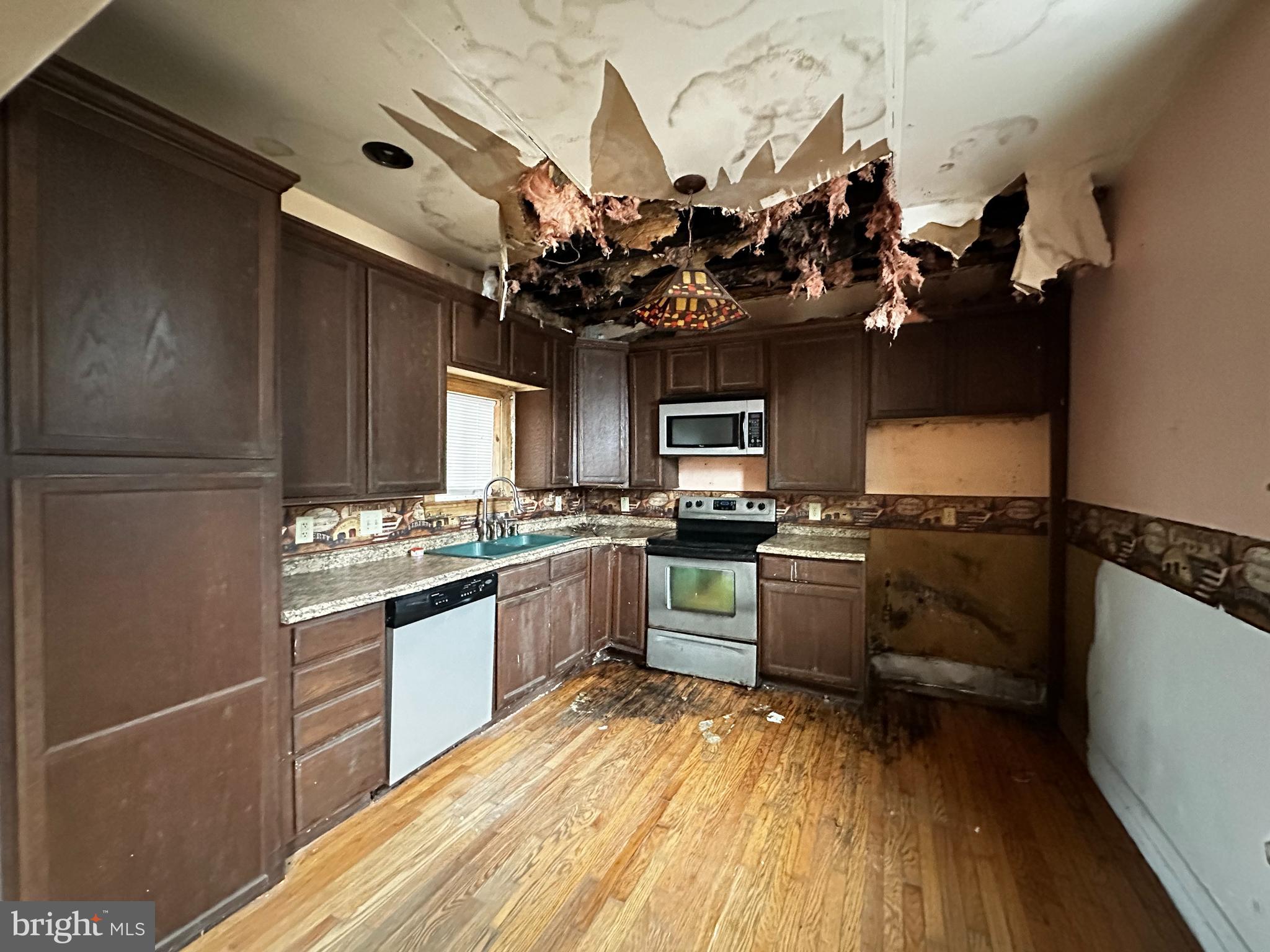 POTTSVILLE - Residential